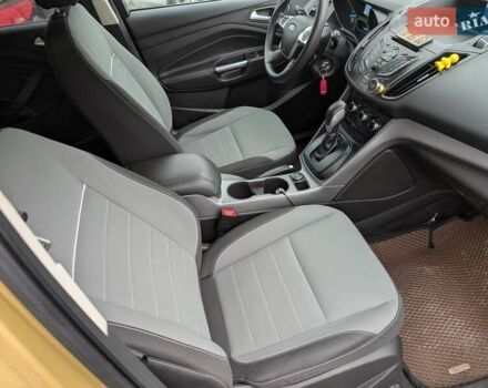 Желтый Форд Эскейп, объемом двигателя 1.6 л и пробегом 191 тыс. км за 8550 $, фото 39 на Automoto.ua