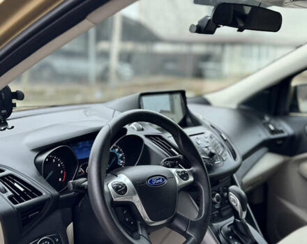 Жовтий Форд Ескейп, об'ємом двигуна 1.6 л та пробігом 272 тис. км за 9800 $, фото 8 на Automoto.ua