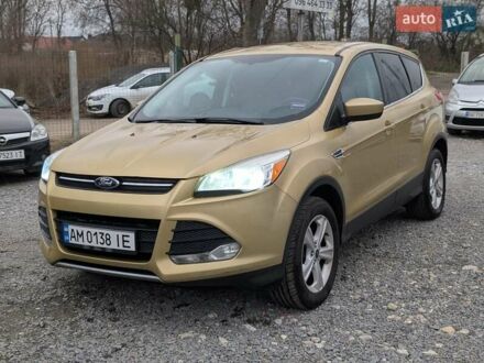 Желтый Форд Эскейп, объемом двигателя 1.6 л и пробегом 191 тыс. км за 8550 $, фото 1 на Automoto.ua