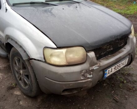 Серый Форд Эскейп, объемом двигателя 2 л и пробегом 170 тыс. км за 1500 $, фото 1 на Automoto.ua