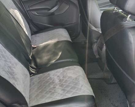 Серый Форд Эскейп, объемом двигателя 1.6 л и пробегом 259 тыс. км за 8900 $, фото 6 на Automoto.ua