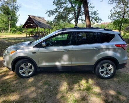 Серый Форд Эскейп, объемом двигателя 1.6 л и пробегом 259 тыс. км за 8900 $, фото 1 на Automoto.ua