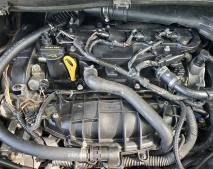 Сірий Форд Ескейп, об'ємом двигуна 1.6 л та пробігом 259 тис. км за 8900 $, фото 12 на Automoto.ua