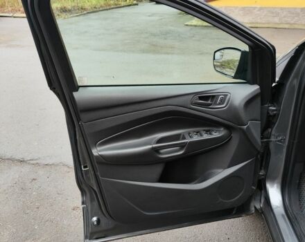 Сірий Форд Ескейп, об'ємом двигуна 2.5 л та пробігом 246 тис. км за 10600 $, фото 18 на Automoto.ua