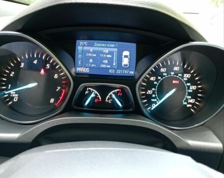 Серый Форд Эскейп, объемом двигателя 0 л и пробегом 223 тыс. км за 10400 $, фото 7 на Automoto.ua