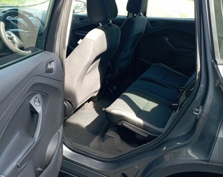 Серый Форд Эскейп, объемом двигателя 0 л и пробегом 223 тыс. км за 10400 $, фото 1 на Automoto.ua