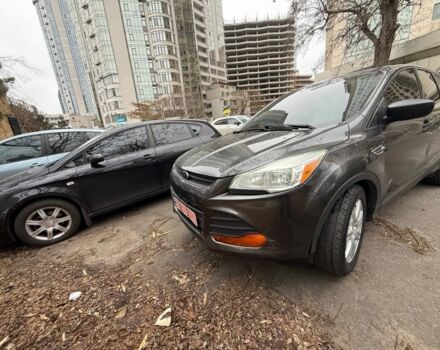 Серый Форд Эскейп, объемом двигателя 2.5 л и пробегом 250 тыс. км за 8700 $, фото 1 на Automoto.ua