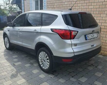 Серый Форд Эскейп, объемом двигателя 2.5 л и пробегом 55 тыс. км за 15200 $, фото 2 на Automoto.ua