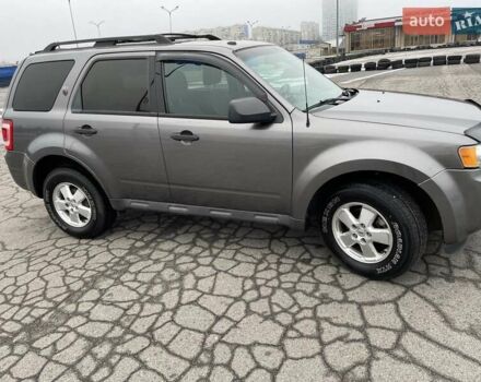 Серый Форд Эскейп, объемом двигателя 2.97 л и пробегом 154 тыс. км за 9000 $, фото 9 на Automoto.ua