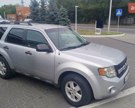 Серый Форд Эскейп, объемом двигателя 2.5 л и пробегом 338 тыс. км за 8500 $, фото 5 на Automoto.ua