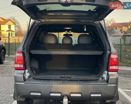 Серый Форд Эскейп, объемом двигателя 3 л и пробегом 208 тыс. км за 8700 $, фото 9 на Automoto.ua