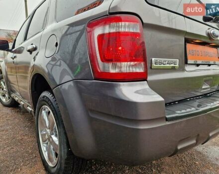 Серый Форд Эскейп, объемом двигателя 2.97 л и пробегом 210 тыс. км за 8500 $, фото 19 на Automoto.ua