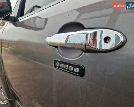 Серый Форд Эскейп, объемом двигателя 2.97 л и пробегом 210 тыс. км за 8500 $, фото 16 на Automoto.ua