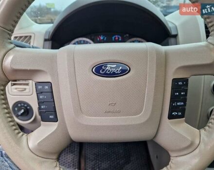 Серый Форд Эскейп, объемом двигателя 2.97 л и пробегом 210 тыс. км за 8500 $, фото 9 на Automoto.ua