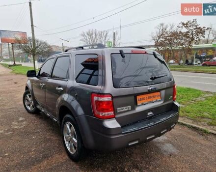Серый Форд Эскейп, объемом двигателя 2.97 л и пробегом 210 тыс. км за 8500 $, фото 3 на Automoto.ua