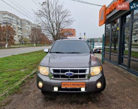 Серый Форд Эскейп, объемом двигателя 2.97 л и пробегом 210 тыс. км за 8500 $, фото 1 на Automoto.ua