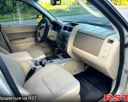 Сірий Форд Ескейп, об'ємом двигуна 2.5 л та пробігом 285 тис. км за 8400 $, фото 7 на Automoto.ua