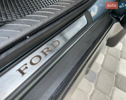 Серый Форд Эскейп, объемом двигателя 3 л и пробегом 150 тыс. км за 11800 $, фото 44 на Automoto.ua