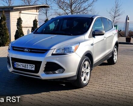 Серый Форд Эскейп, объемом двигателя 2 л и пробегом 300 тыс. км за 10000 $, фото 2 на Automoto.ua