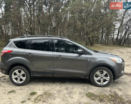 Серый Форд Эскейп, объемом двигателя 2 л и пробегом 217 тыс. км за 10800 $, фото 9 на Automoto.ua