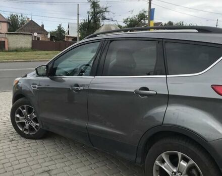 Серый Форд Эскейп, объемом двигателя 2 л и пробегом 146 тыс. км за 13000 $, фото 3 на Automoto.ua