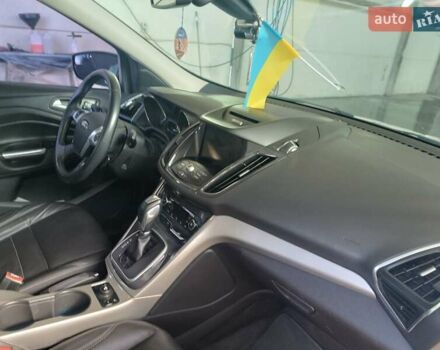 Серый Форд Эскейп, объемом двигателя 1.6 л и пробегом 164 тыс. км за 10900 $, фото 8 на Automoto.ua