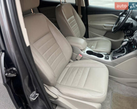 Серый Форд Эскейп, объемом двигателя 2 л и пробегом 145 тыс. км за 9500 $, фото 12 на Automoto.ua