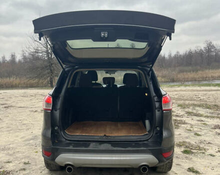 Серый Форд Эскейп, объемом двигателя 2 л и пробегом 217 тыс. км за 10800 $, фото 16 на Automoto.ua