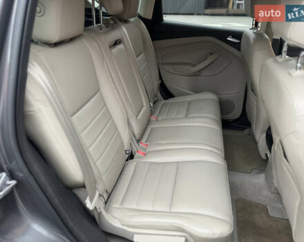 Серый Форд Эскейп, объемом двигателя 2 л и пробегом 145 тыс. км за 9500 $, фото 15 на Automoto.ua