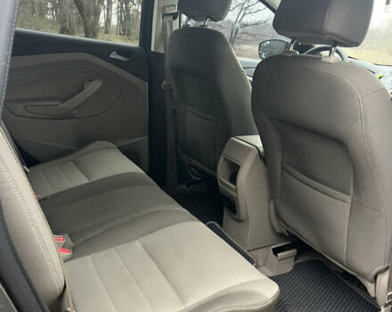 Серый Форд Эскейп, объемом двигателя 2 л и пробегом 217 тыс. км за 10800 $, фото 13 на Automoto.ua