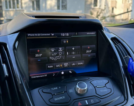 Сірий Форд Ескейп, об'ємом двигуна 1.6 л та пробігом 195 тис. км за 9950 $, фото 19 на Automoto.ua