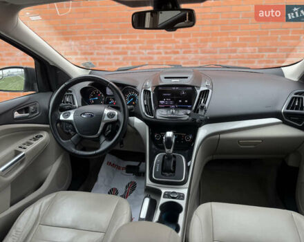 Серый Форд Эскейп, объемом двигателя 2 л и пробегом 145 тыс. км за 9500 $, фото 17 на Automoto.ua