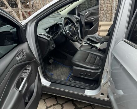 Серый Форд Эскейп, объемом двигателя 1.6 л и пробегом 2 тыс. км за 11000 $, фото 7 на Automoto.ua