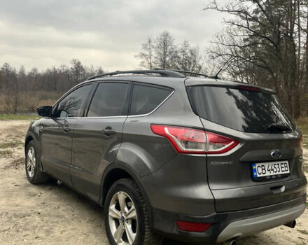 Серый Форд Эскейп, объемом двигателя 2 л и пробегом 217 тыс. км за 10800 $, фото 5 на Automoto.ua