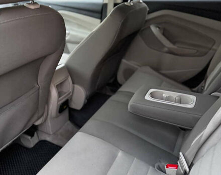 Форд Эскейп 2012 в Киеве на Automoto.ua Серый Форд Эскейп, объемом двигателя 0 л и пробегом 233 тыс. км за 7500 $, фото 8 на Automoto.ua