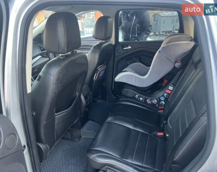 Серый Форд Эскейп, объемом двигателя 1.6 л и пробегом 140 тыс. км за 11000 $, фото 9 на Automoto.ua