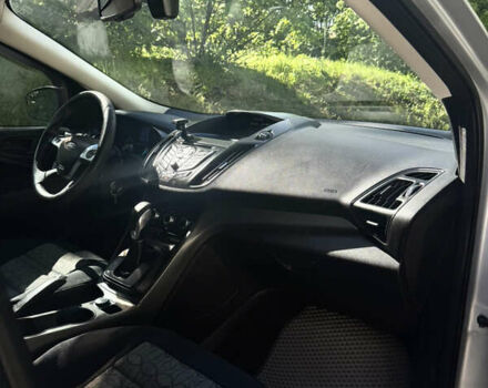 Сірий Форд Ескейп, об'ємом двигуна 2.5 л та пробігом 255 тис. км за 11200 $, фото 7 на Automoto.ua