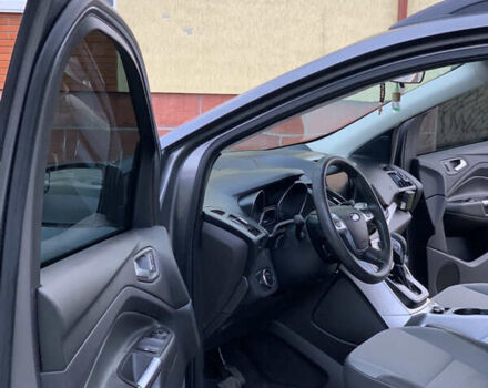 Серый Форд Эскейп, объемом двигателя 1.6 л и пробегом 245 тыс. км за 9200 $, фото 12 на Automoto.ua