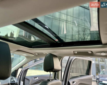 Серый Форд Эскейп, объемом двигателя 2 л и пробегом 149 тыс. км за 10699 $, фото 77 на Automoto.ua