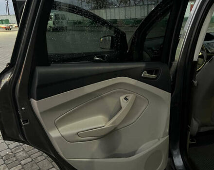 Сірий Форд Ескейп, об'ємом двигуна 1.6 л та пробігом 206 тис. км за 10300 $, фото 14 на Automoto.ua