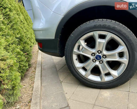 Серый Форд Эскейп, объемом двигателя 2 л и пробегом 149 тыс. км за 10699 $, фото 44 на Automoto.ua