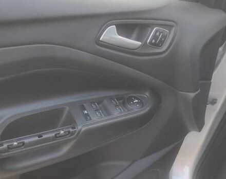 Сірий Форд Ескейп, об'ємом двигуна 2 л та пробігом 300 тис. км за 10300 $, фото 8 на Automoto.ua