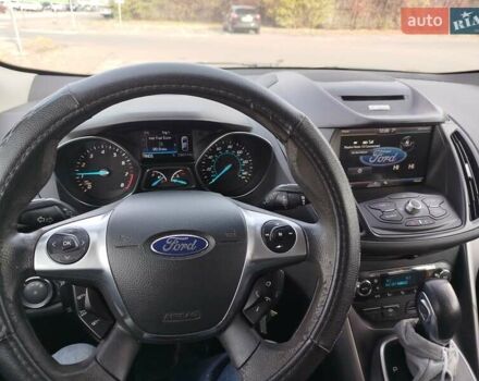 Сірий Форд Ескейп, об'ємом двигуна 1.6 л та пробігом 255 тис. км за 11500 $, фото 6 на Automoto.ua