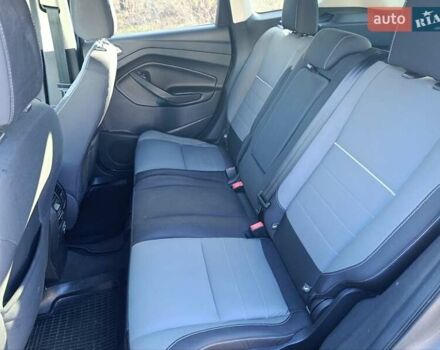 Серый Форд Эскейп, объемом двигателя 1.6 л и пробегом 180 тыс. км за 8500 $, фото 10 на Automoto.ua