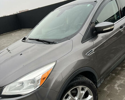 Сірий Форд Ескейп, об'ємом двигуна 2 л та пробігом 181 тис. км за 12500 $, фото 3 на Automoto.ua