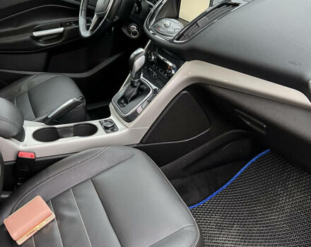 Сірий Форд Ескейп, об'ємом двигуна 2 л та пробігом 181 тис. км за 12500 $, фото 11 на Automoto.ua