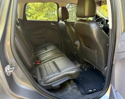 Серый Форд Эскейп, объемом двигателя 1.6 л и пробегом 82 тыс. км за 1200 $, фото 12 на Automoto.ua