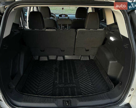 Сірий Форд Ескейп, об'ємом двигуна 1.6 л та пробігом 140 тис. км за 10000 $, фото 13 на Automoto.ua