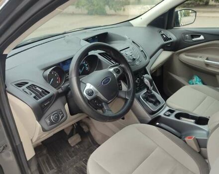 Серый Форд Эскейп, объемом двигателя 2 л и пробегом 138 тыс. км за 10500 $, фото 1 на Automoto.ua