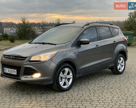 Серый Форд Эскейп, объемом двигателя 1.6 л и пробегом 245 тыс. км за 9200 $, фото 1 на Automoto.ua